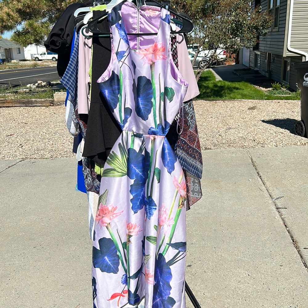 Backless floral dress
